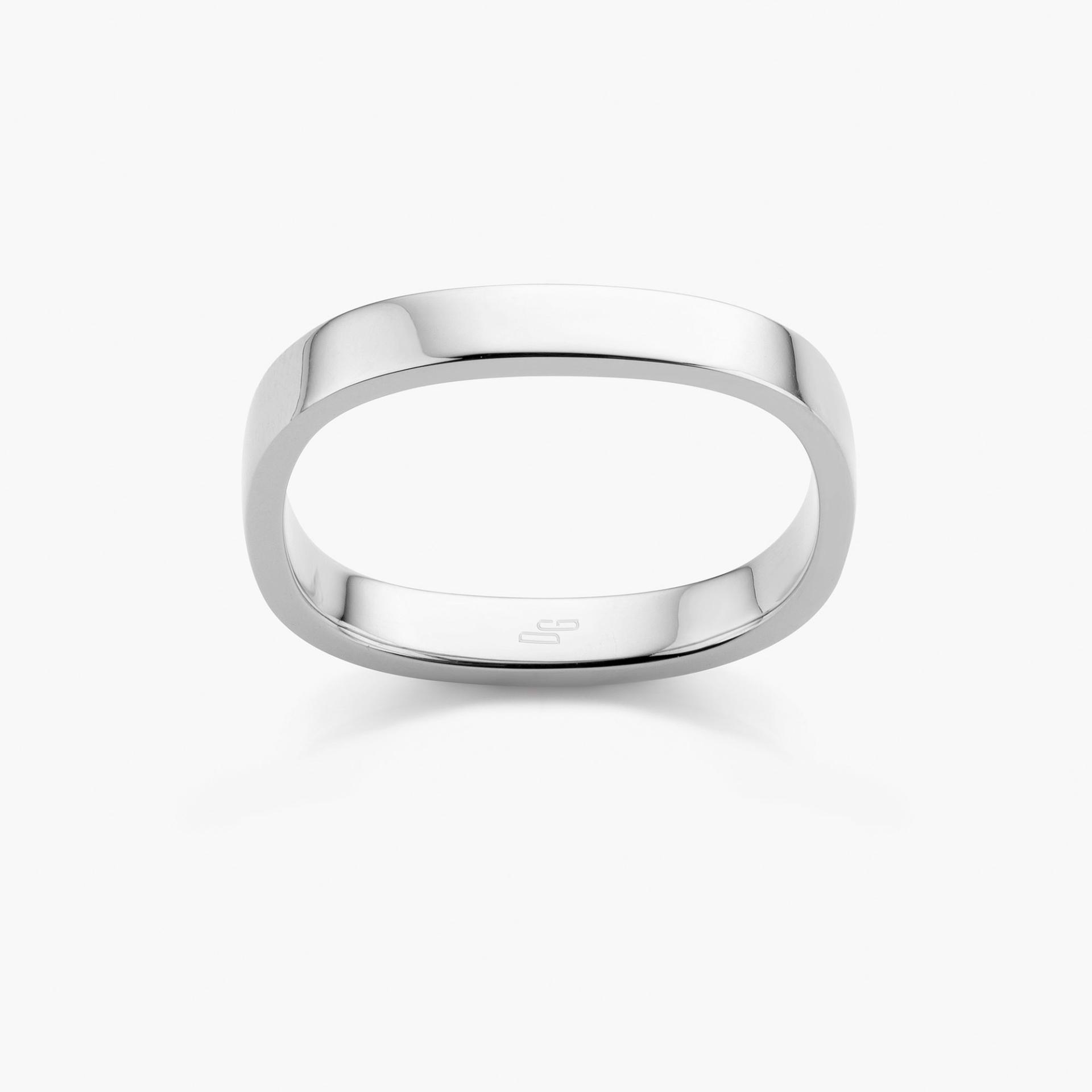 Wedding ring Bold model made by Atelier Wittmann