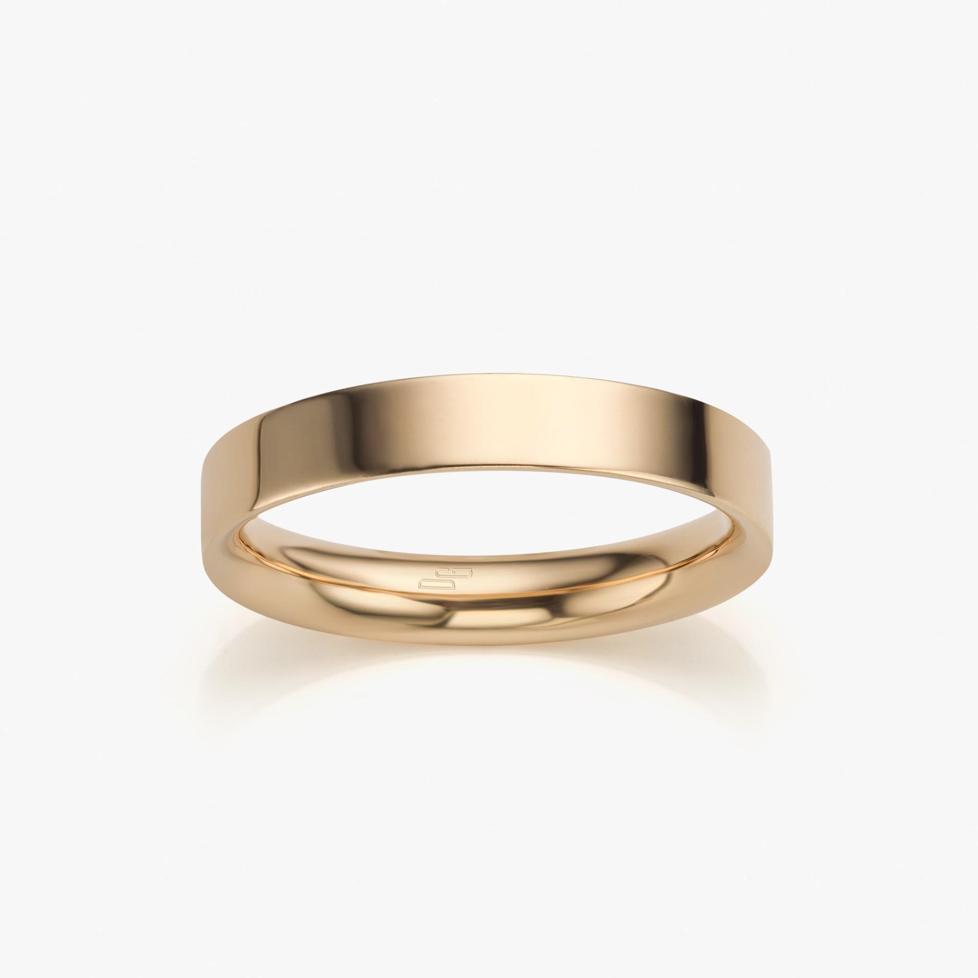 White gold Wedding ring Epure made by Atelier Wittmann