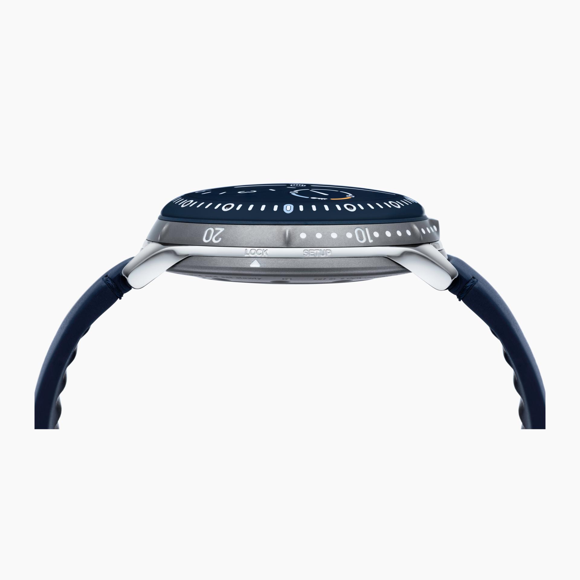 Type 5 Night Blue made by Ressence