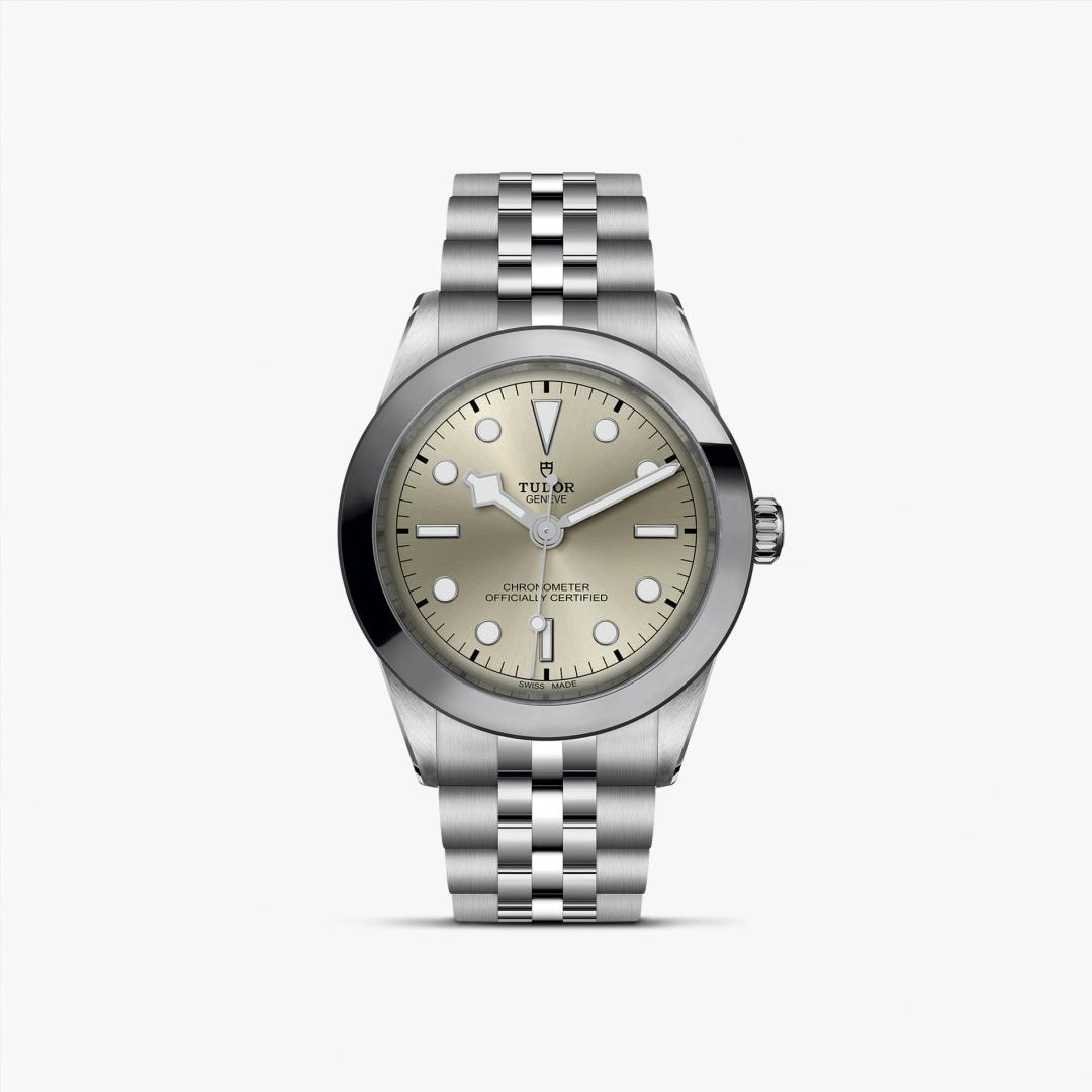 Black Bay 39 made by Tudor